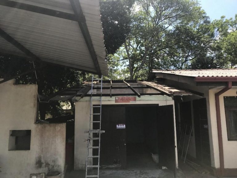 MOH Thamankaduwa – Thriposha store and entrance gate
